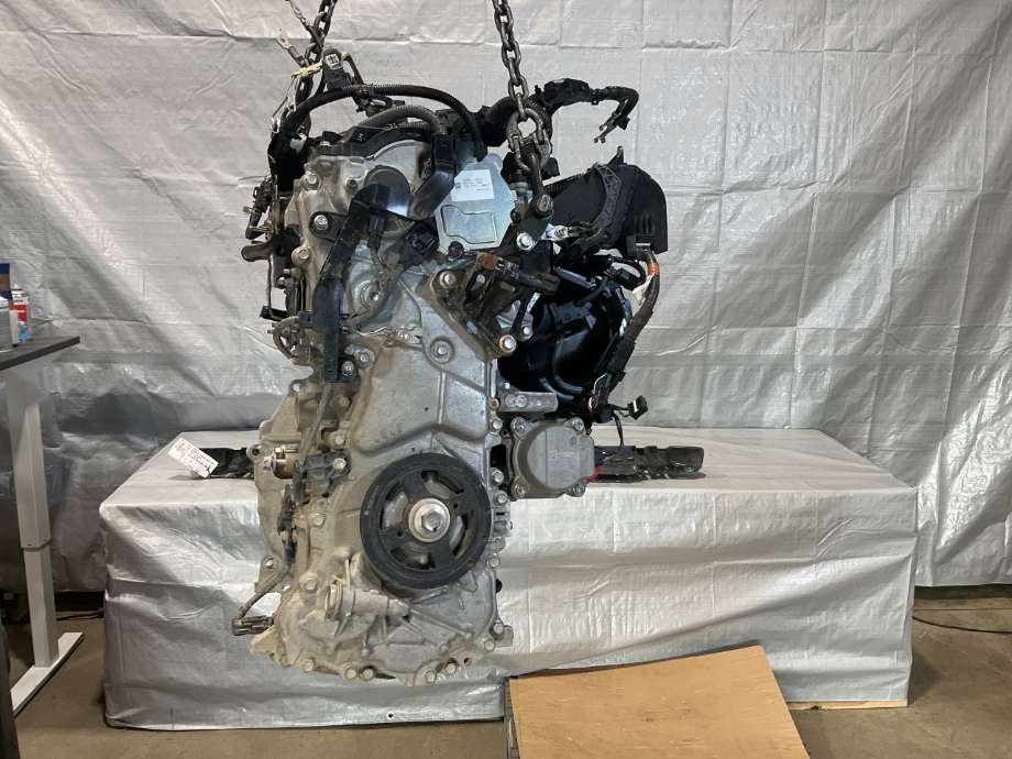 Motor bensin til Toyota Yaris Cross (SUV) 2021-->>  (TOYOTA|19000F3020|M15AFXE|)
