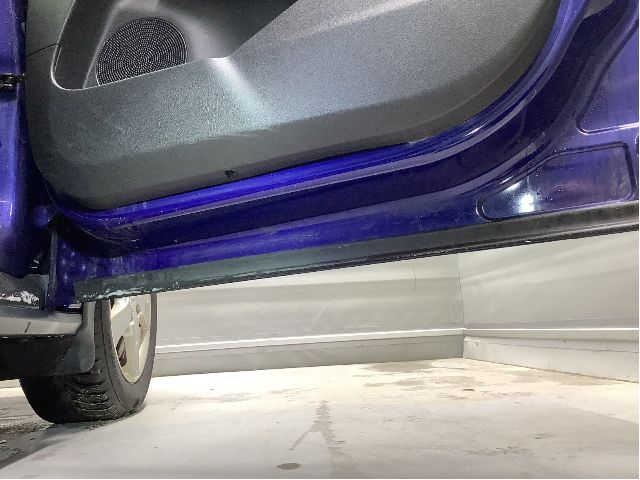 Dør høyre foran til Ford Transit Courier 2014-2018 (Type I, Fase 1) (FORD|PET76-A20124-JB|)