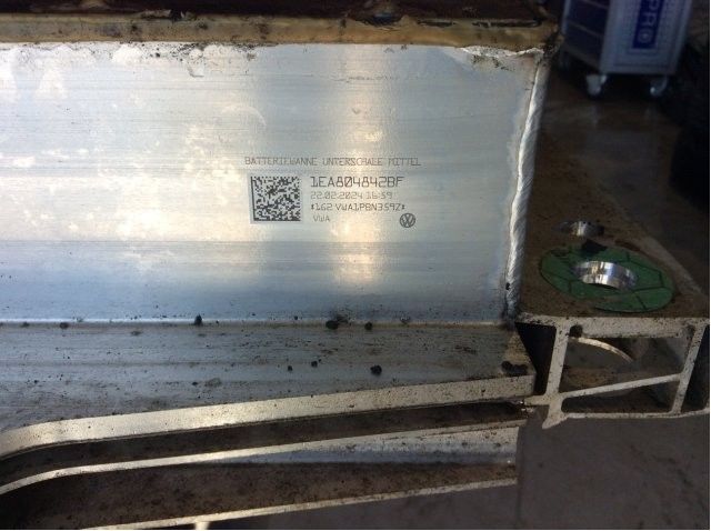 Batteripakke elbil til VW ID.4 2020-->> (VOLKSWAGEN|0Z1 915 910 EE|PYROSIKRING BYTTE ER|1G2VWA1PBN359Z)