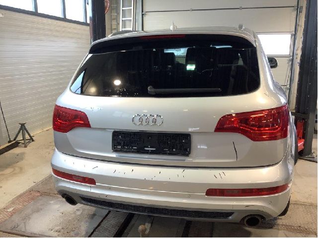 Bakluke til Audi Q7 2010-2015 (Type I, Fase 2)  (AUDI|4L0 827 023 B|)