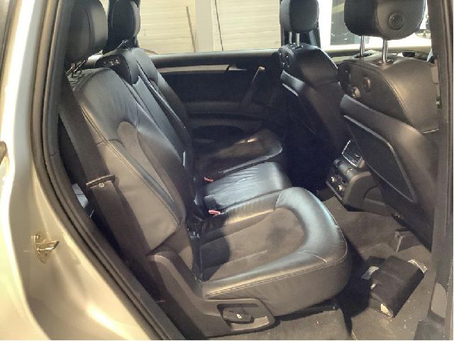 Sete bak til Audi Q7 2010-2015 (Type I, Fase 2)  (AUDI|)