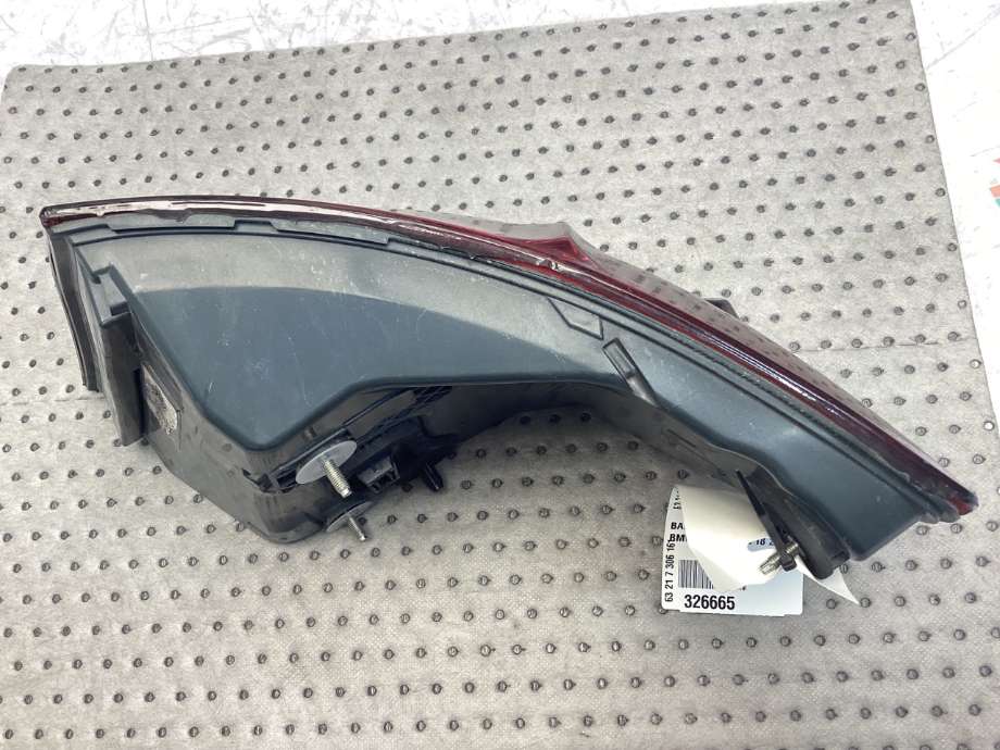 Baklykt venstre til BMW 5-Serie 2010-2017 (F10/F11) (F10/F11) (BMW|63 21 7 306 161|)
