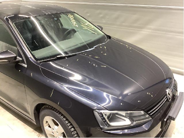 Panser til VW Jetta 2011-->>  (VOLKSWAGEN|5C6 823 031 C|)
