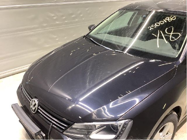 Panser til VW Jetta 2011-->>  (VOLKSWAGEN|5C6 823 031 C|)