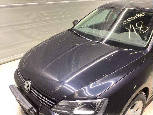Panser til VW Jetta 2011-->>  (VOLKSWAGEN|5C6 823 031 C|)