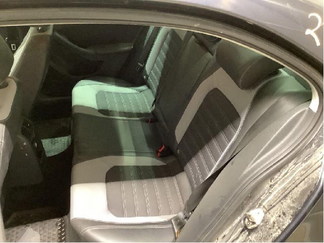 Sete bak til VW Jetta, 2011-->> (VOLKSWAGEN|)