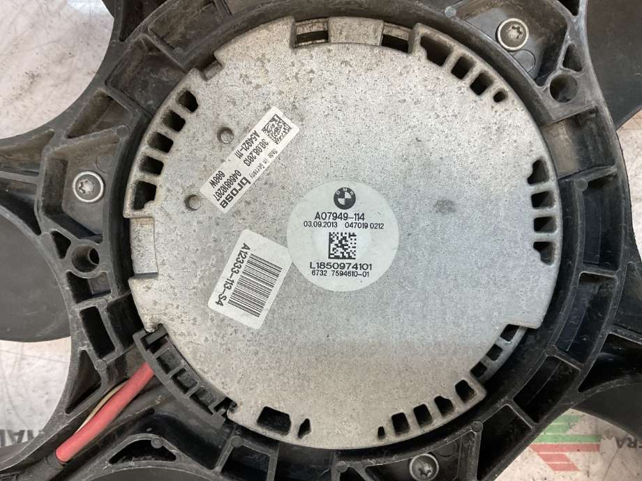 Kjølevifte til BMW 5-Serie 2010-2017 (F10/F11) (F10/F11) (BMW|17 42 8 509 740|)