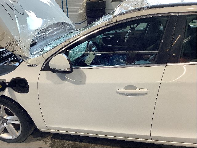 Dør venstre foran til Volvo V60/V60 CC 2013-2018 (Type I, Fase 2) (VOLVO|31298040|)