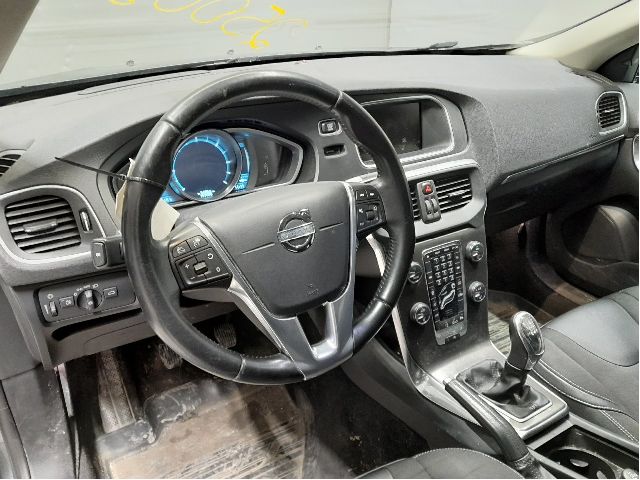 Dashbord til Volvo V40 2012-2019 (VOLVO|39826624|)