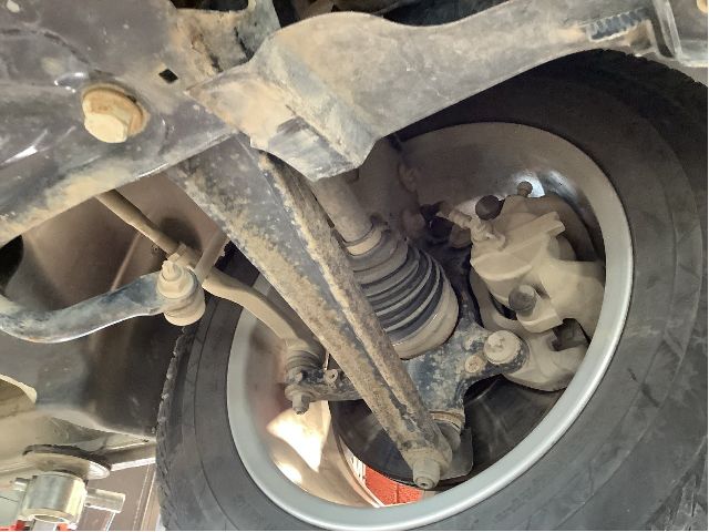 Bremsecaliper venstre foran til Toyota Proace, 2016-->> (Type II) (TOYOTA|)