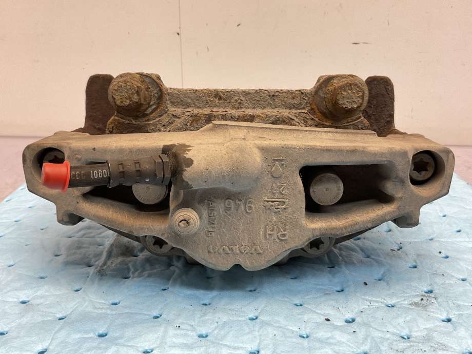 Bremsecaliper høyre foran til Volvo XC70 2008-2013 (Type II, Fase 1)  (VOLVO|36000150|)
