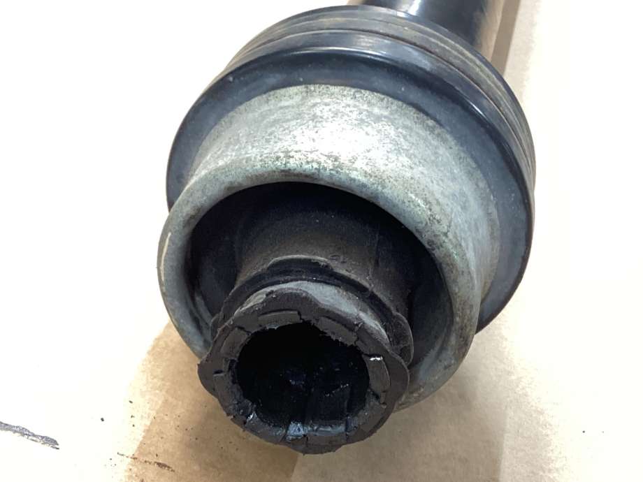 Mellomaksel til Audi A6 2014-2018 (Type IV, Fase 2) (C7) (C7) (AUDI|4G0 521 101 K|)