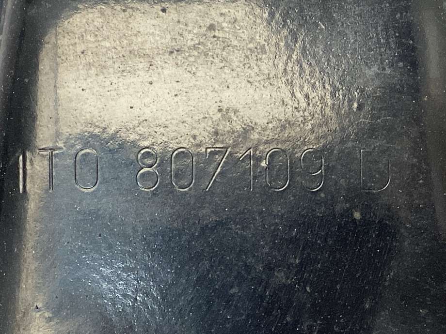 Støtfangerforsterkning foran til VW Caddy 2010-2015 (Type III, Fase 2)  (VOLKSWAGEN|1T0 807 109 D|)