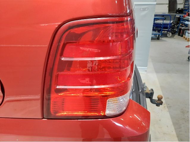 Baklykt venstre til Ford Expedition, 2003-2006  (FORD (US)|2L1Z13405AB)