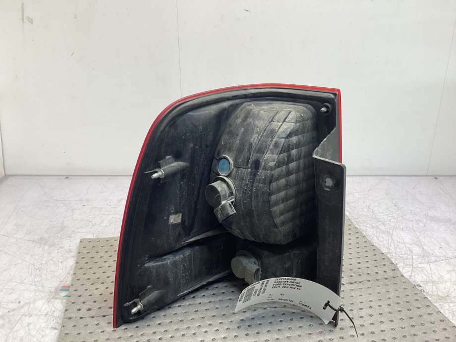 Baklykt høyre til Ford Expedition 2003-2006  (FORD (US)|2L1Z13404AB|)