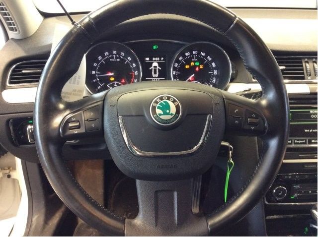 Ratt til Škoda Superb, 2008-2015 (Type II)  (SKODA|3T0 419 091 AC)