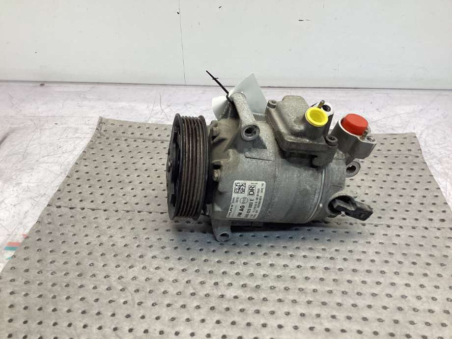 Aircondition kompressor til Škoda Octavia 2009-2013 (Type II, Fase 2)  (SKODA|5N0 820 803 H|)