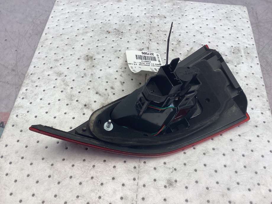 Baklykt venstre indre til BMW X1 2009-2015 (E84) (E84) (BMW|63 21 2 990 113|)