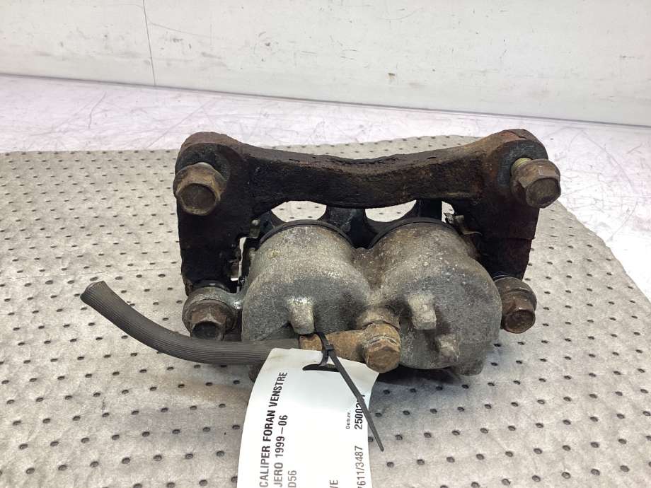 Bremsecaliper venstre foran til Mitsubishi Pajero 2000-2006 (Type III) (MITSUBISHI|MR510537|)