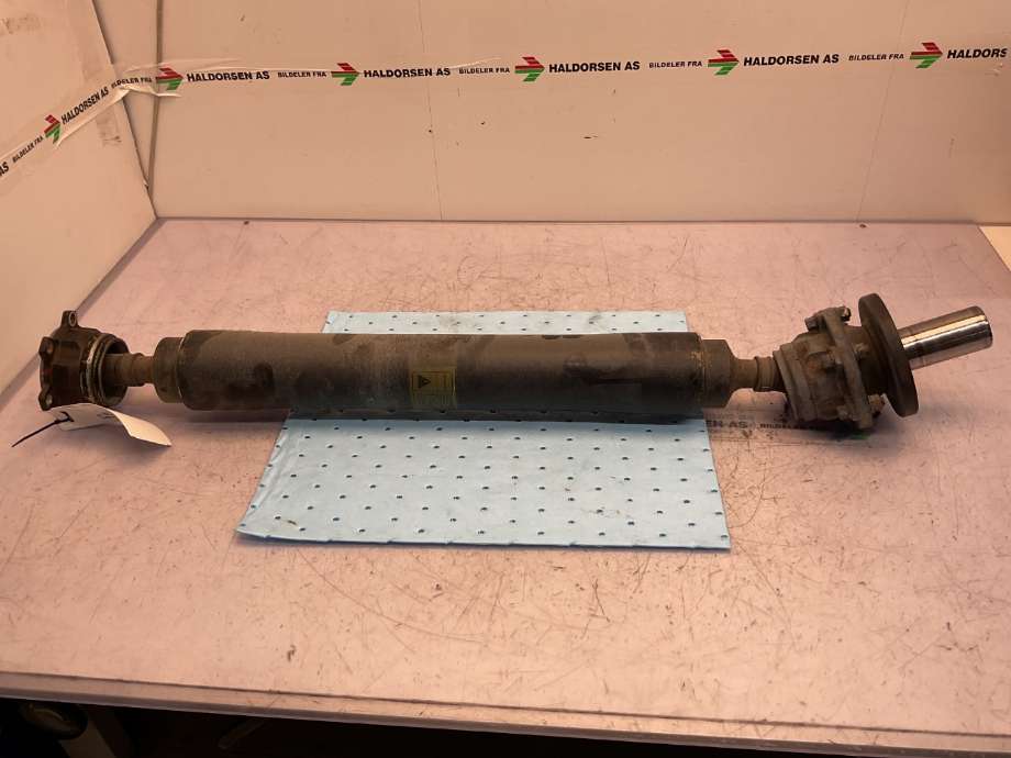 Mellomaksel til Mitsubishi Pajero, 2000-2006 (Type III)  (MITSUBISHI|MR581617)