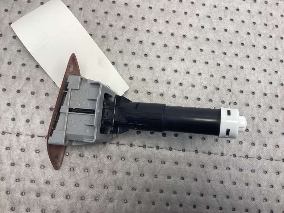 Lyktespylerdyse til Mazda 6 2013-2015 (Type III, Fase 1) (MAZDA|GHR45182X|)