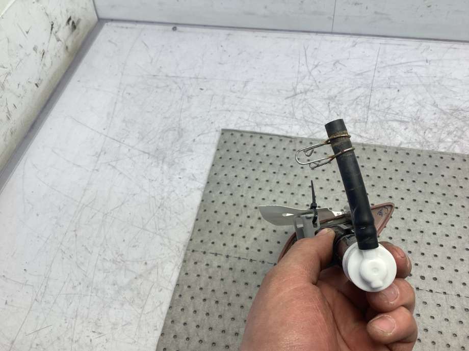 Lyktespylerdyse til Mazda 6 2013-2015 (Type III, Fase 1) (MAZDA|GHR45182X|)