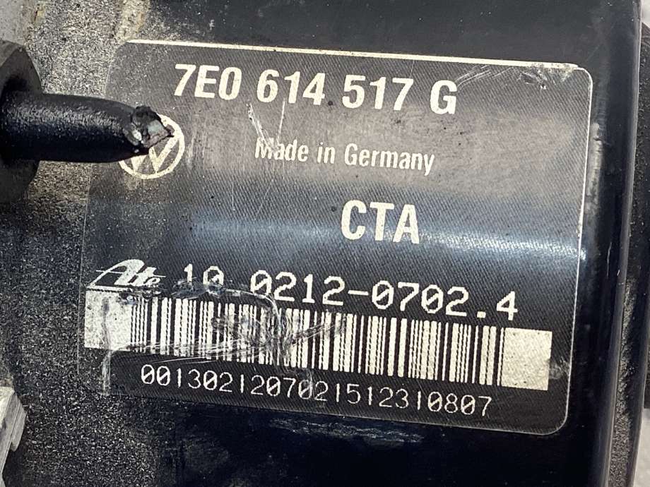 ABS sentral til VW Transporter / Caravelle 2009-2015 (Fase 2) (T5) (T5) (VOLKSWAGEN|7E0 614 517 H||7E0 614 517 G)