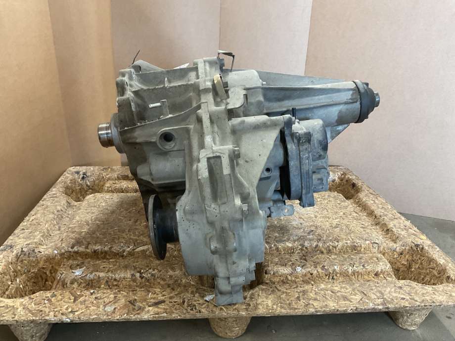Girkasse 4WD fordelingskasse til Nissan Navara 2005-2010 (Fase 1) (D40) (D40) (NISSAN|33100EA33A|)
