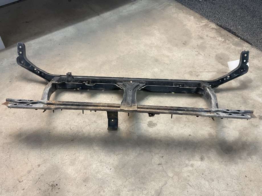 Frontplate til Nissan Navara 2005-2010 (Fase 1) (D40) (D40) (NISSAN|F2500EB3MA|F25005X0MA|)
