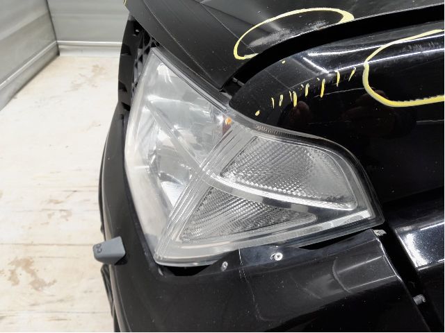Frontlykt venstre halogen til Nissan Navara 2005-2010 (Fase 1) (D40) (D40) (NISSAN|26060EB40A|)
