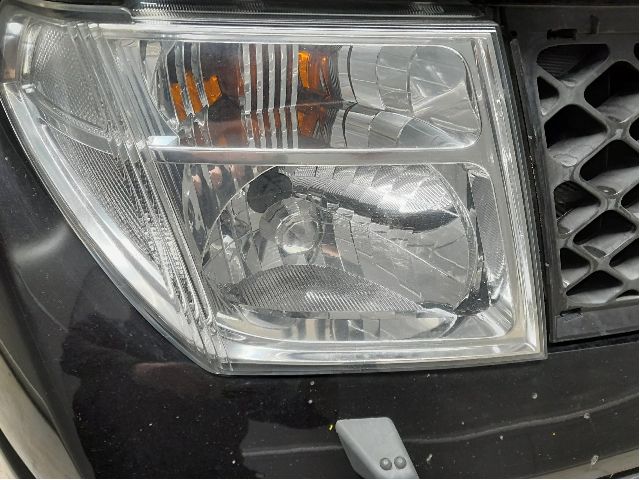 Frontlykt høyre halogen til Nissan Navara, 2005-2010 (Fase 1) (D40) (D40) (NISSAN|26010EB40A)