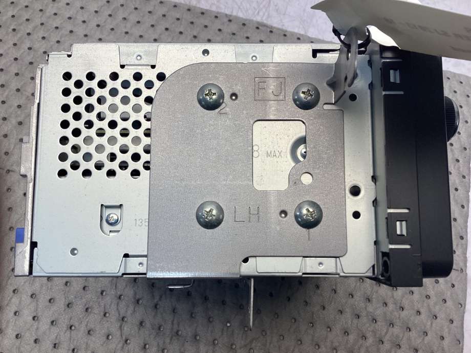 Bilstereo navigasjon til Subaru Forester 2013-2019 (Type IV)  (SUBARU|86271SG400|)