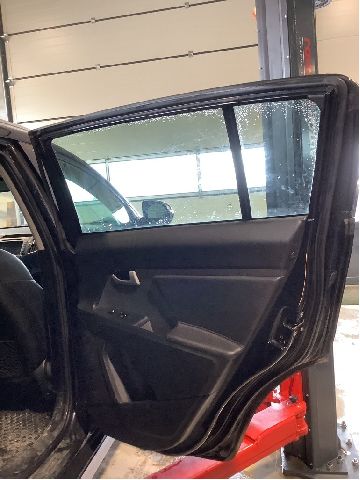 Dør høyre bak til Kia Sportage 2010-2016 (Type III)  (KIA|77004 3W000|)
