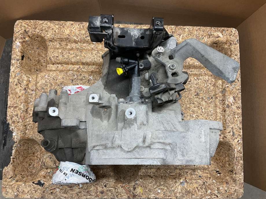 Girkasse manuell til Audi A1 2010-2014 (Type I, Fase 1)  (AUDI|02R 300 042 Q|)