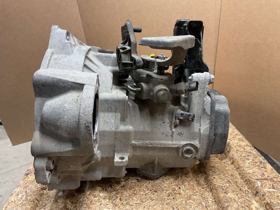 Girkasse manuell til Audi A1 2010-2014 (Type I, Fase 1)  (AUDI|02R 300 042 Q|)