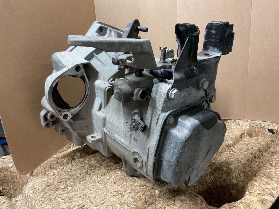 Girkasse manuell til Audi A1 2010-2014 (Type I, Fase 1)  (AUDI|02R 300 042 Q|)
