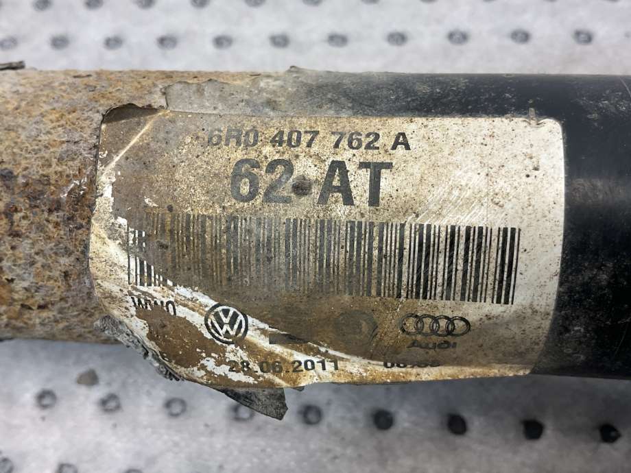 Drivaksel høyre foran til Audi A1 2010-2014 (Type I, Fase 1)  (AUDI|6R0 407 762 A|)