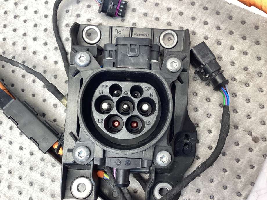 Diverse deler til VW Passat 2015-2019 (Fase 1) (B8) (B8) (VOLKSWAGEN|3G0 971 509 H|)