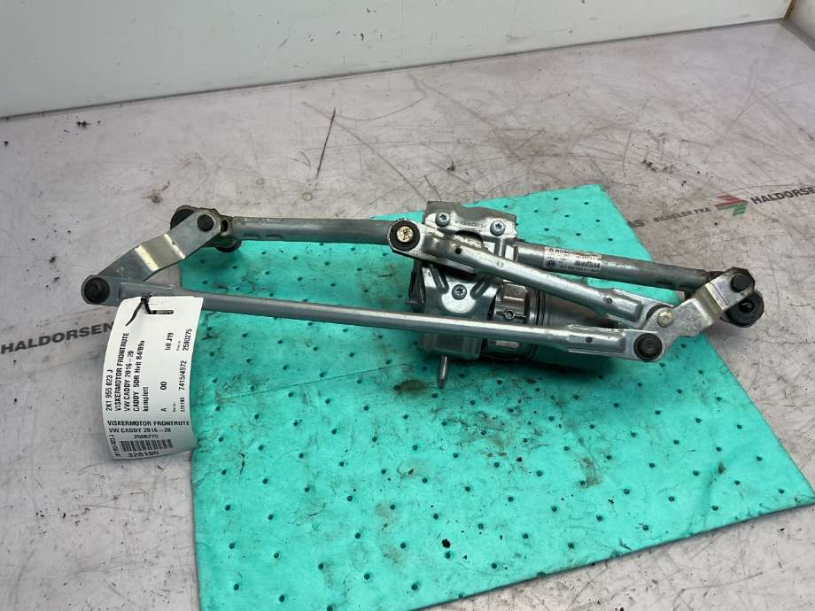 Viskermotor frontrute til VW Caddy 2015-2020 (Type III, Fase 3)  (VOLKSWAGEN|2K1 955 023 J|)