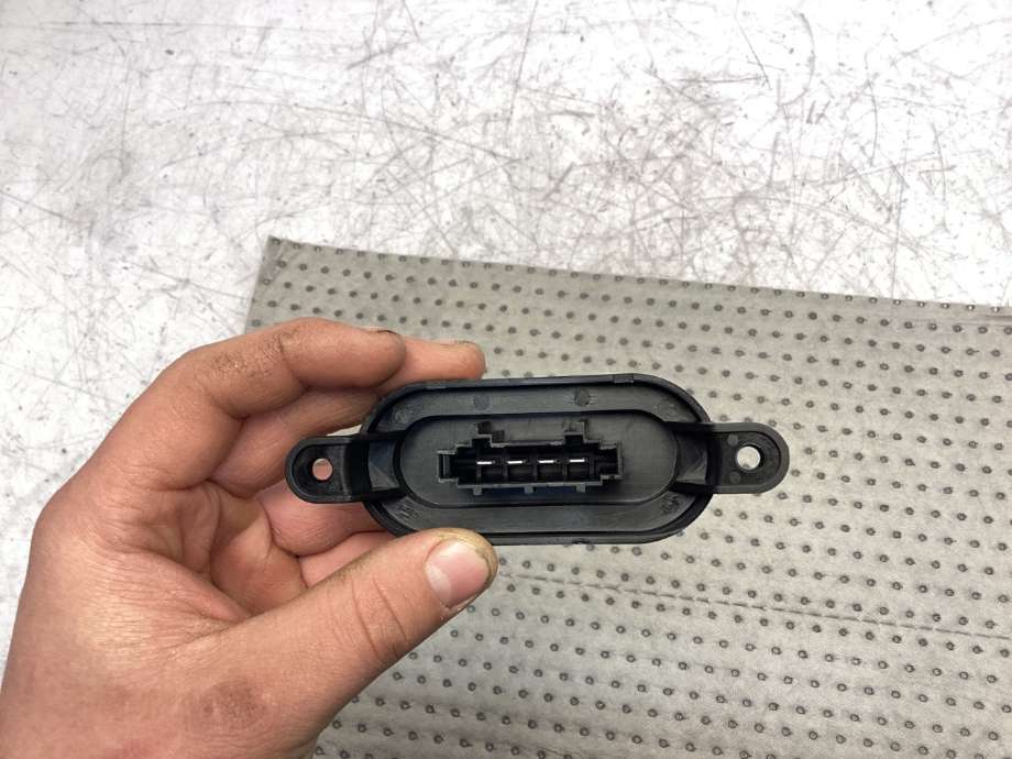 Varmeapparat motstand til VW Transporter / Caravelle 2009-2015 (Fase 2) (T5) (T5) (VOLKSWAGEN|1385C0049|)