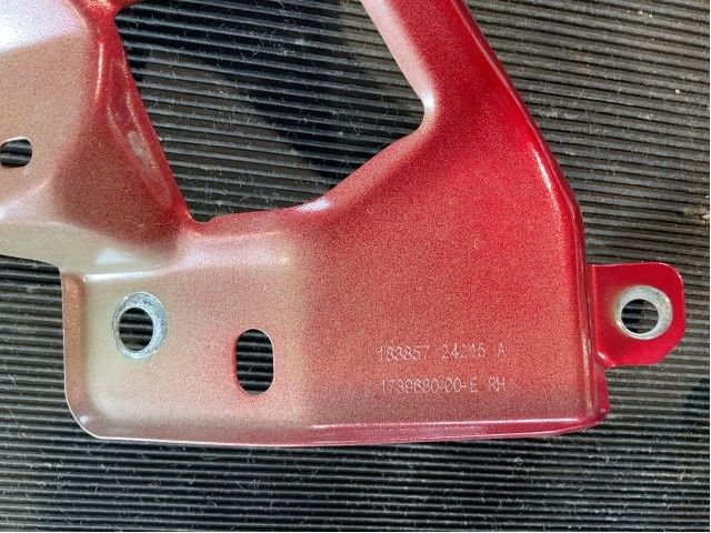 Diverse deler til Tesla Model 3, 2018-2023 (Fase 1)  (TESLA|1771937-SC-D)