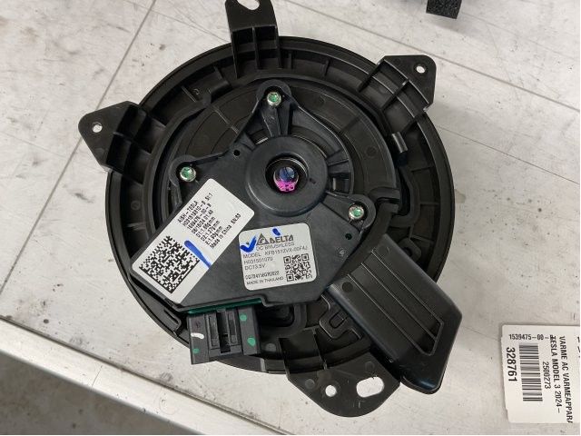 Varmeapparat motor til Tesla Model 3, 2018-2023 (Fase 1)  (TESLA|1539475-00-B)