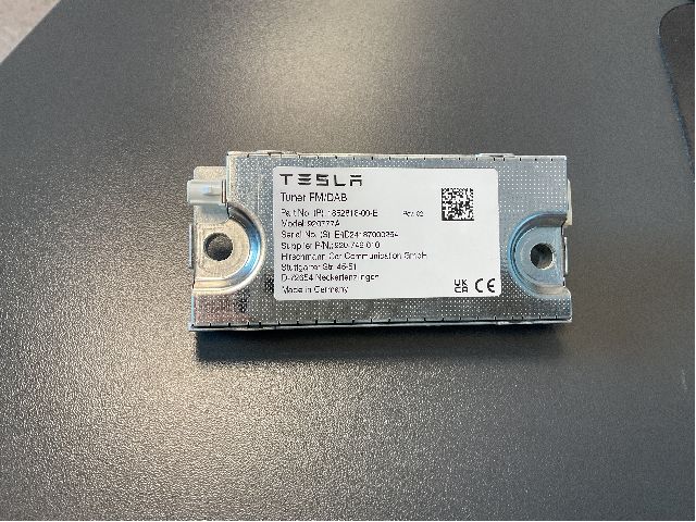 Bilstereo diverse til Tesla Model 3, 2018-2023 (Fase 1)  (TESLA|1852818-00-E)