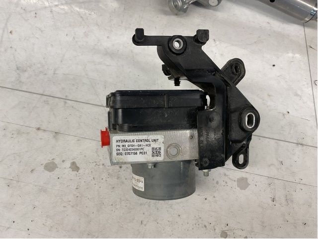 ABS sentral til Tesla Model 3 2018-2023 (Fase 1) (TESLA|1344746-00-A|)