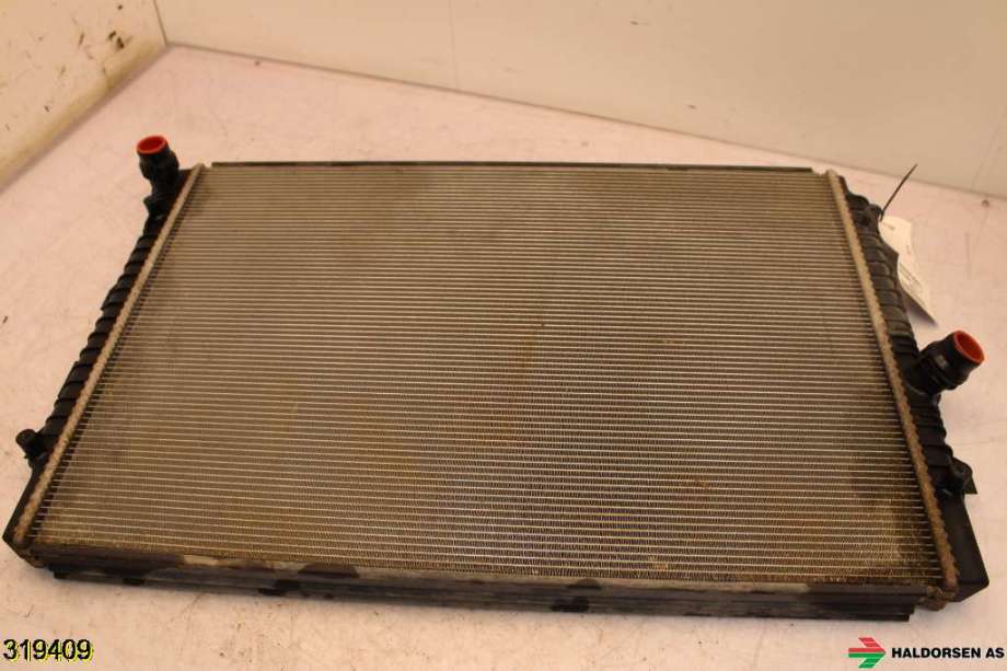 Radiator (manuell gir) til VW Caddy 2015-2020 (Type III, Fase 3) (VOLKSWAGEN|5K0 121 251 Q|)