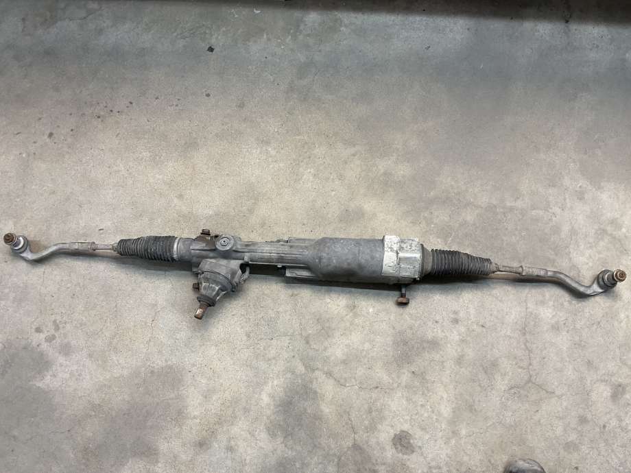 Tannstang elektrisk til Audi A6, Allroad, 2012-2014 (Type III, Fase 1) (C7) (C7) (AUDI|4G0 419 502 S)