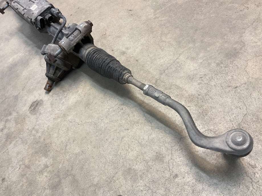Tannstang elektrisk til Audi A6, Allroad 2012-2014 (Type III, Fase 1) (C7) (C7) (AUDI|4G0 419 502 S|)