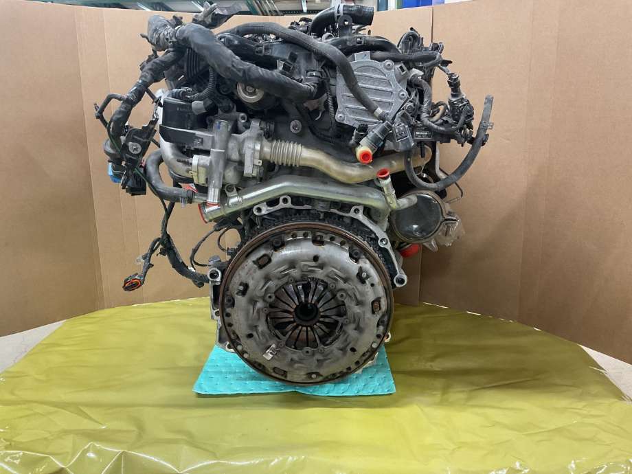 Motor diesel til Volvo V40 2012-2019  (VOLVO|36010067|D4204T8|)