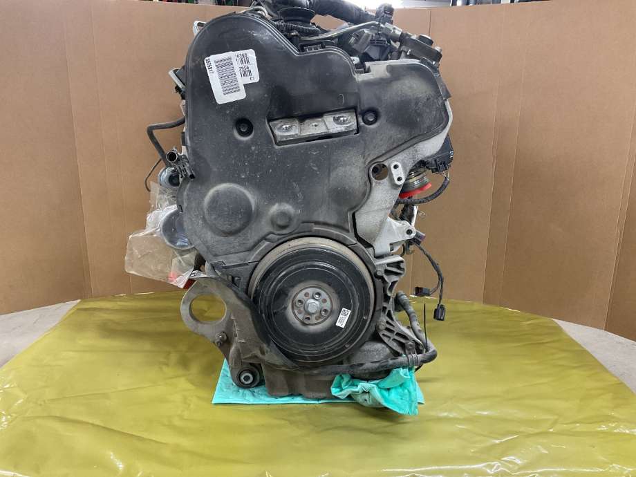 Motor diesel til Volvo V40 2012-2019  (VOLVO|36010067|D4204T8|)