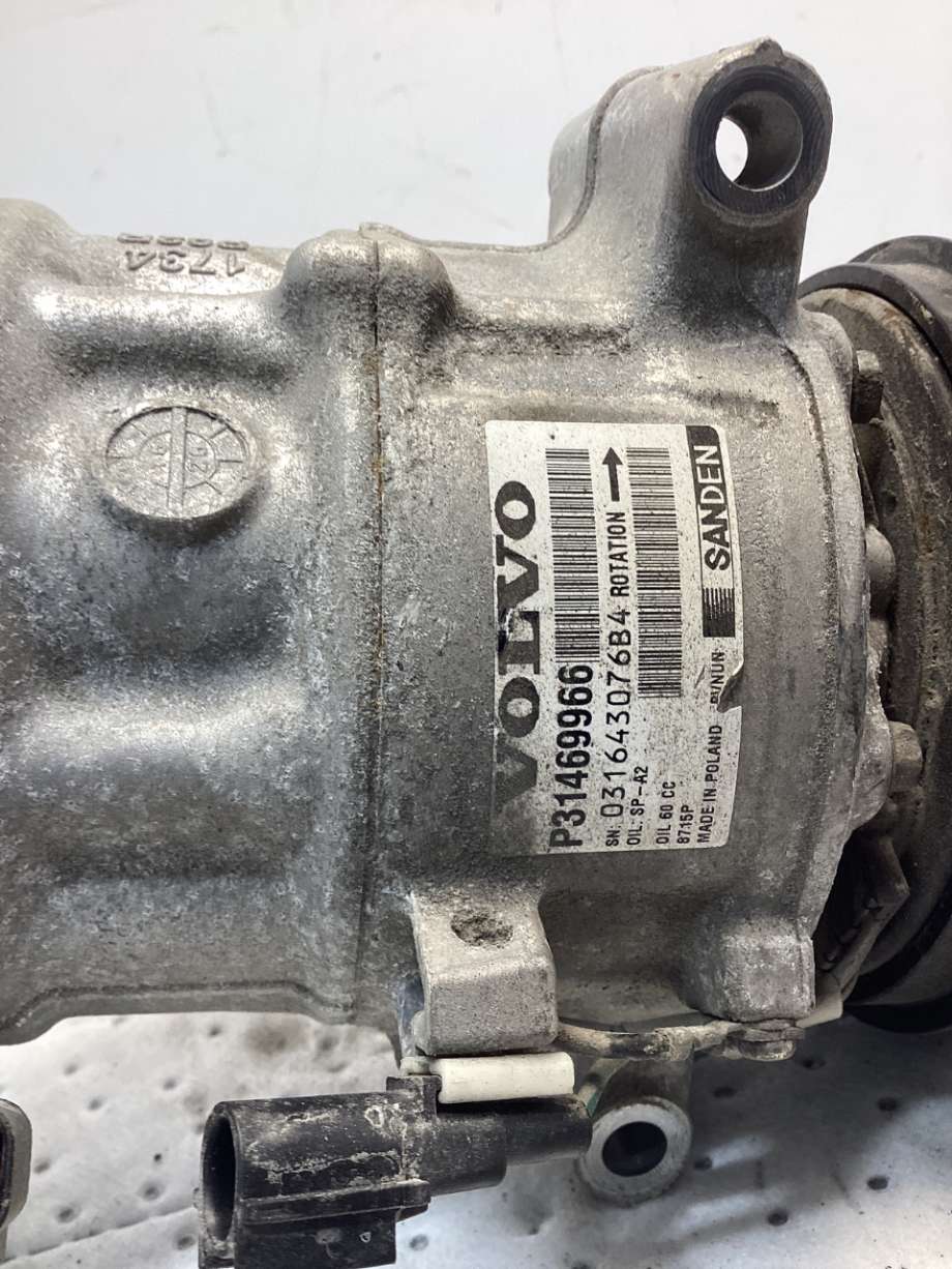 Aircondition kompressor til Volvo V40 2012-2019  (VOLVO|36010255|)
